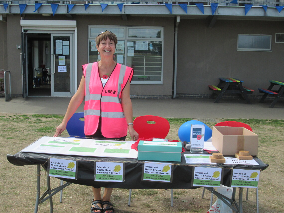 Our lovely stalwart, Anna, recruiting new Friends at our WW1 event in summer 2015