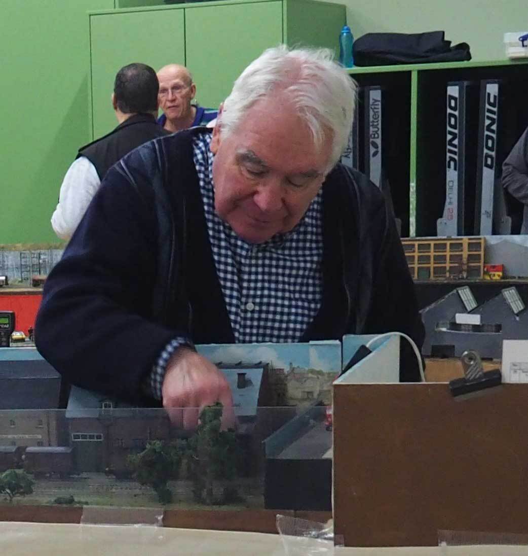 Our-Chairman-at-Quarry-Halt-at-Bracknell-Exhibition-Oct-2023