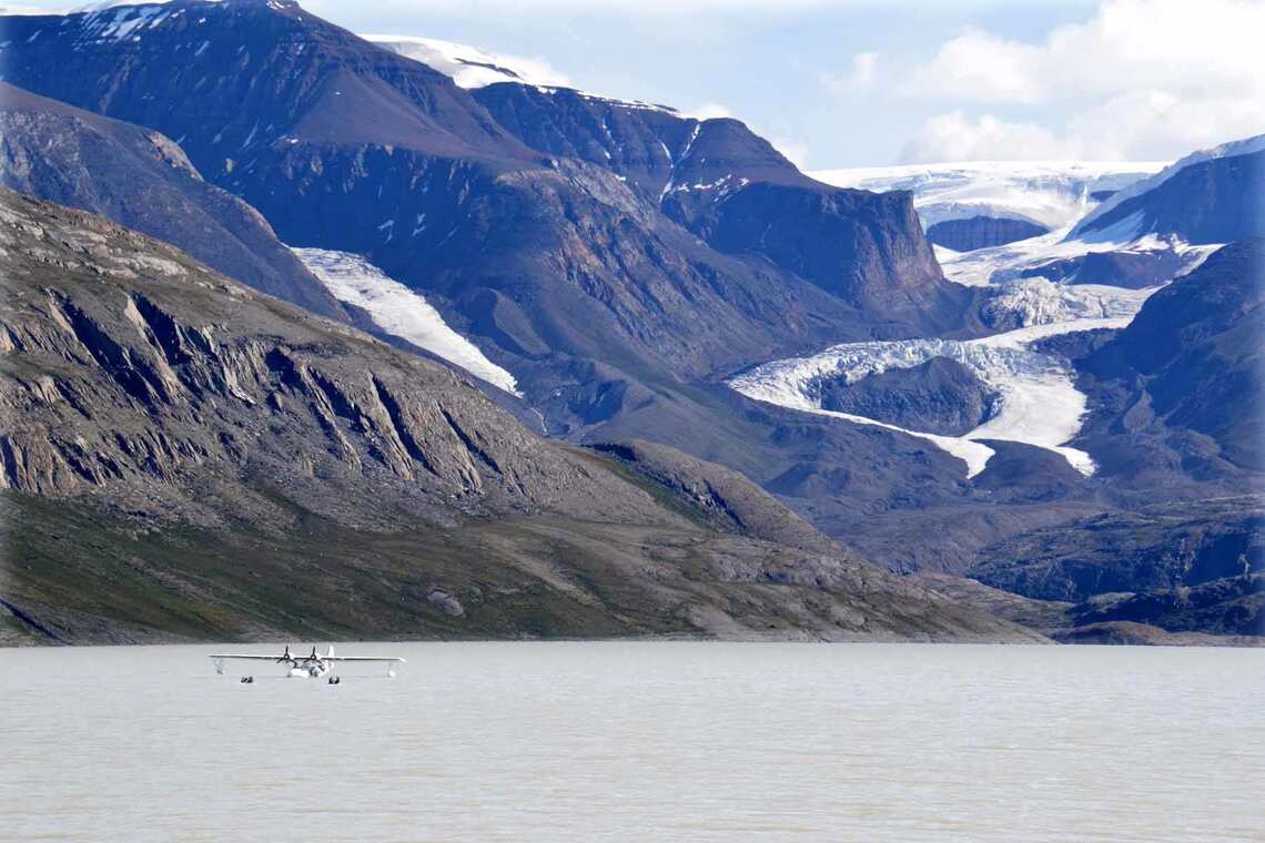 Catalina over Faxa So