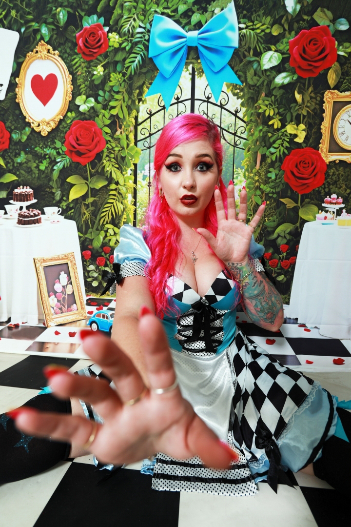 alice