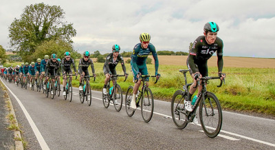 21 SKY leads the peloton