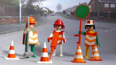 58 Workmen on the stree