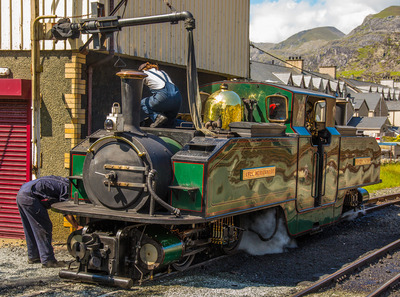 Final checks before the return