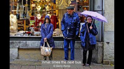 What times the next bus
