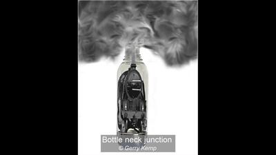Bottle neck junction