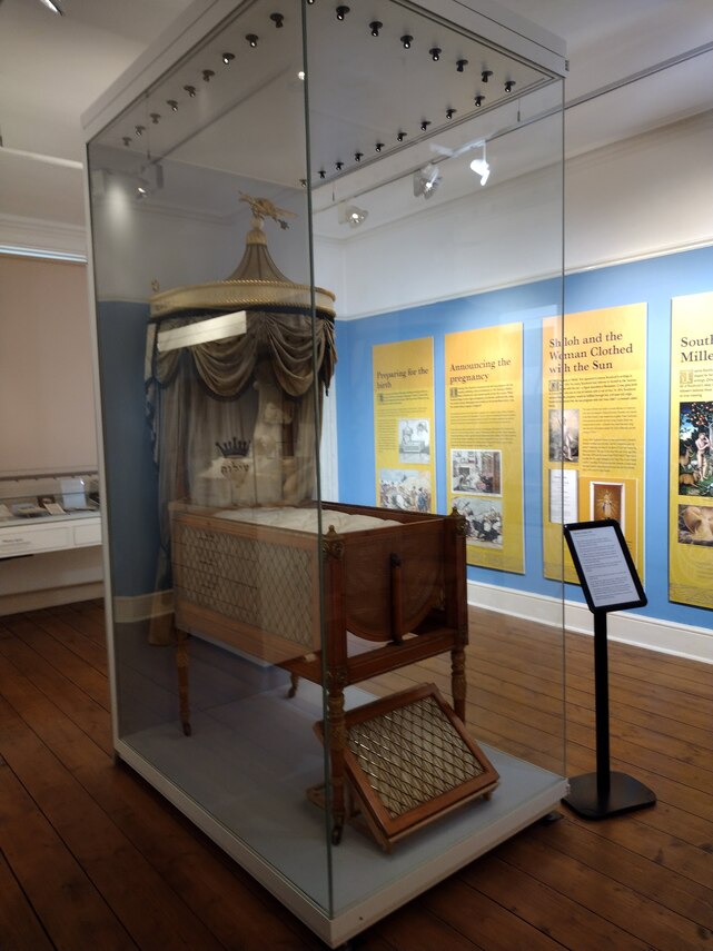 crib for a baby who never existed