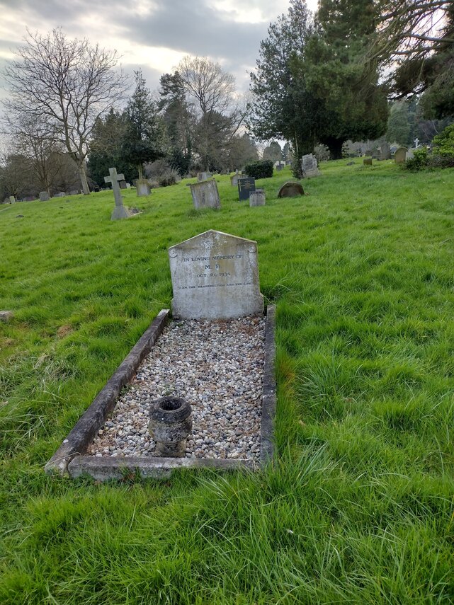 Mabel Bartrop&#39;s grave