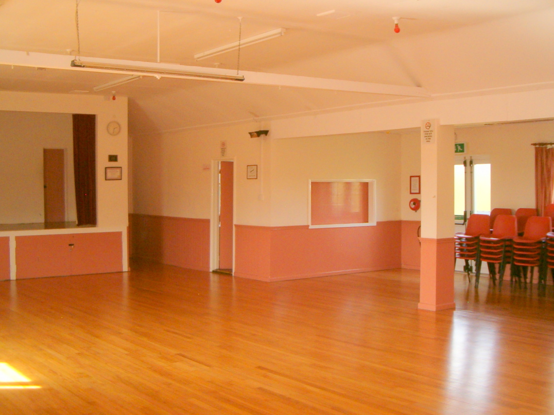 Door and Hatch to kitchen