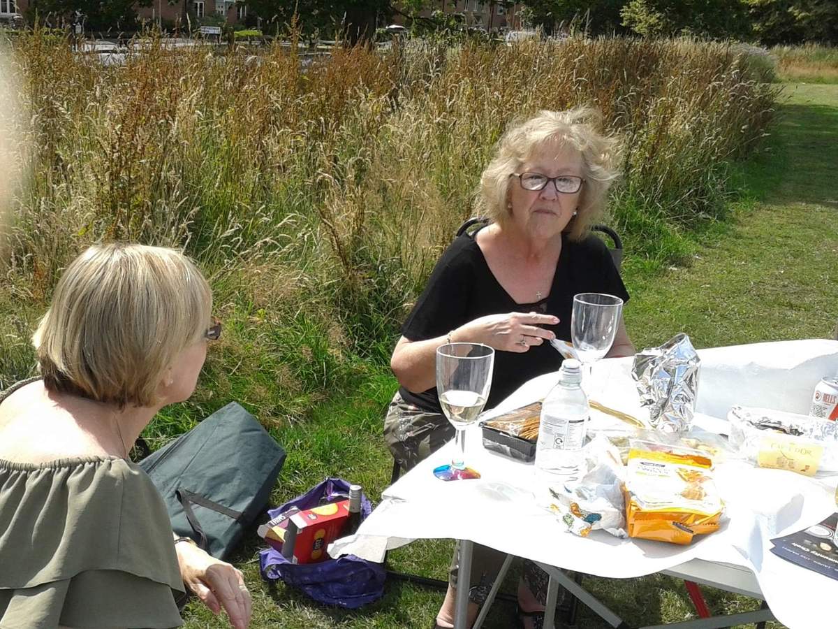 received_377999409567901