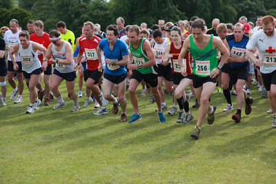 Recognisable faces at the start of the 10k