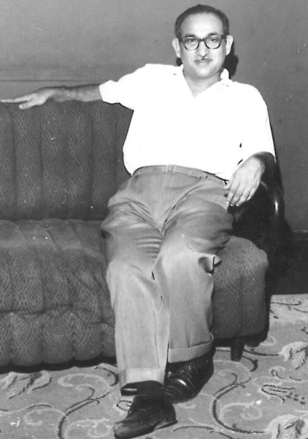 Narciso in Upanga flat, Dar es Salaam 1960's