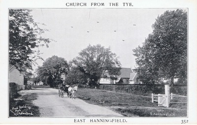 The Village Pump on the Tye (FS352)