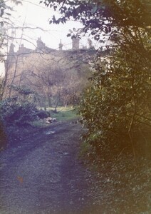 Rectory from bottom gate