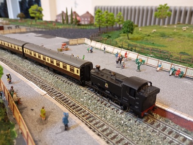 BR tank engine at the station 