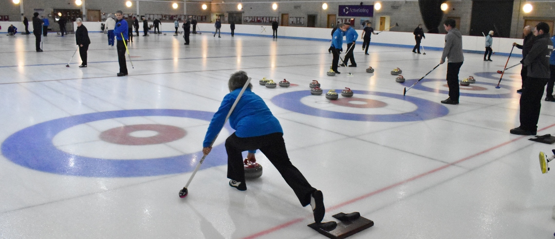 Playing the bonspiel