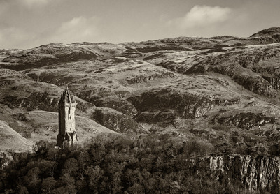Wallace Monument in context with the landscape.