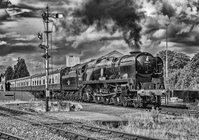 Severn Valley railway engine - HDR