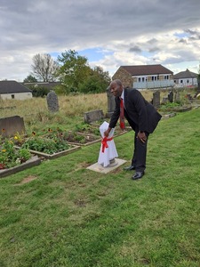 The unveiling of the sundial 