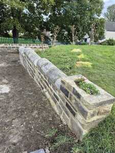 TASK4 – the toppers are placed and the walls for the slope are now finished!