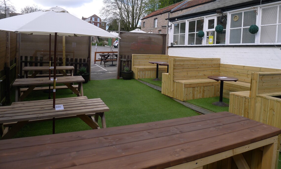 The White Swan, view of the new outdoor seating area