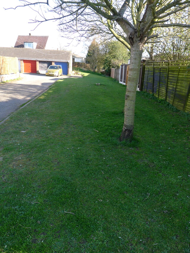 Constable Road close to the junction with Grimston Road footpath to Hamerton Close