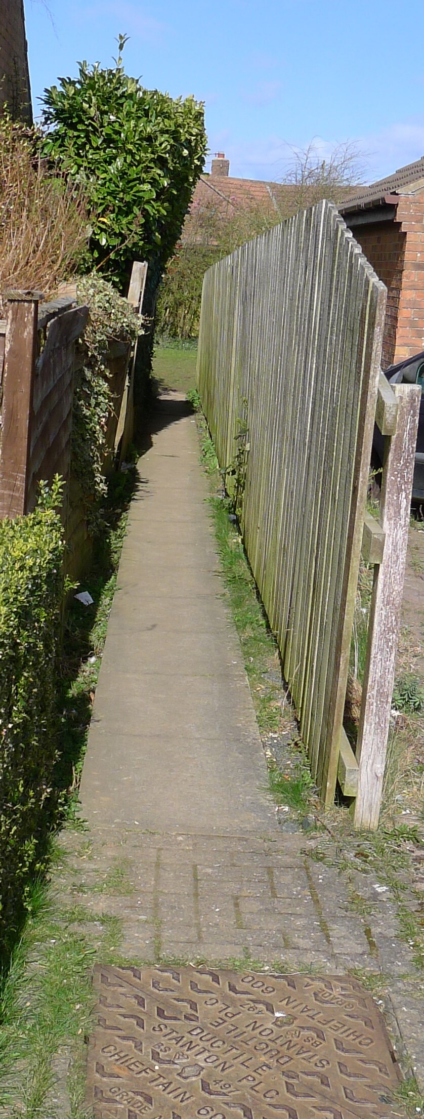 Percy Road to 'Green Lane' footpath, Hunmanby