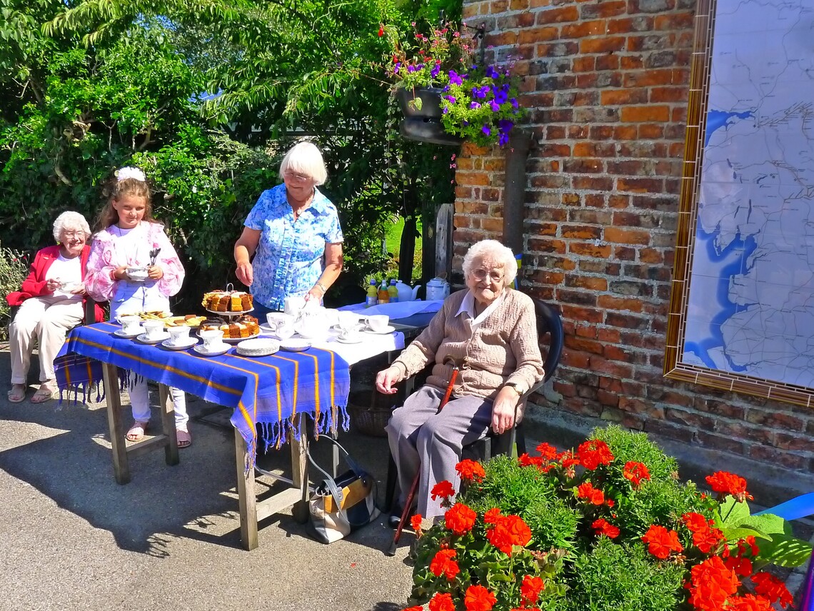 Tile Map Hunmanby, afternoon tea, ribbon cutting by Edna Bates aged 100, 18th August 2021