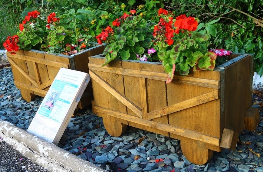Visit to Hutton Cranswick New Coaches in the station