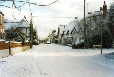 Great Horwood in the Snow (Dec. 2000)
