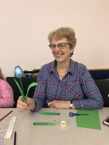 Hilarly showed us how to make tulips