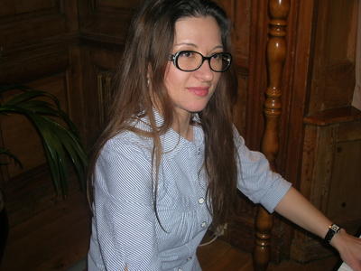 Yllka prepares to play