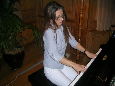 Yllka in full flight