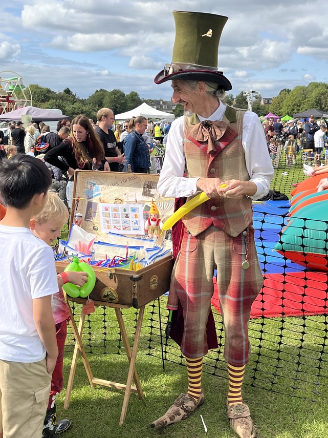 Dali the Clown, Mr Balloony