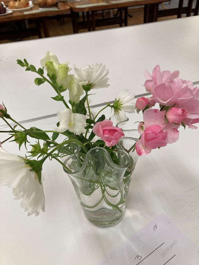 Flower vase pk/wh