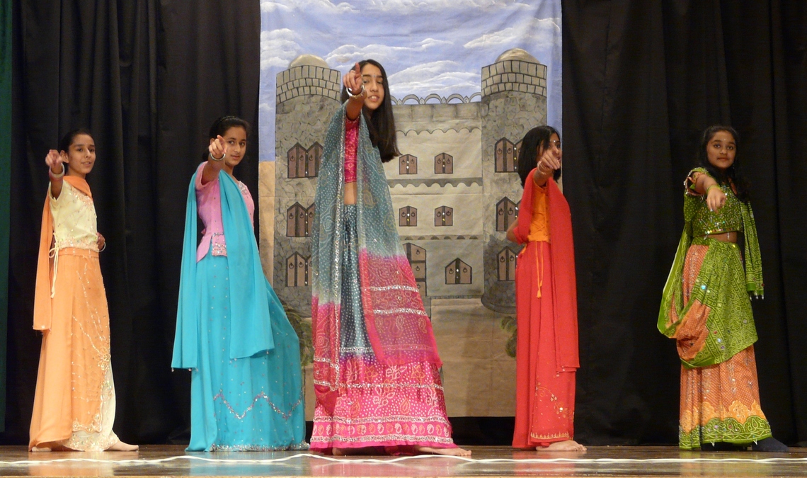 Dance- 'Bole Chudiyaan'