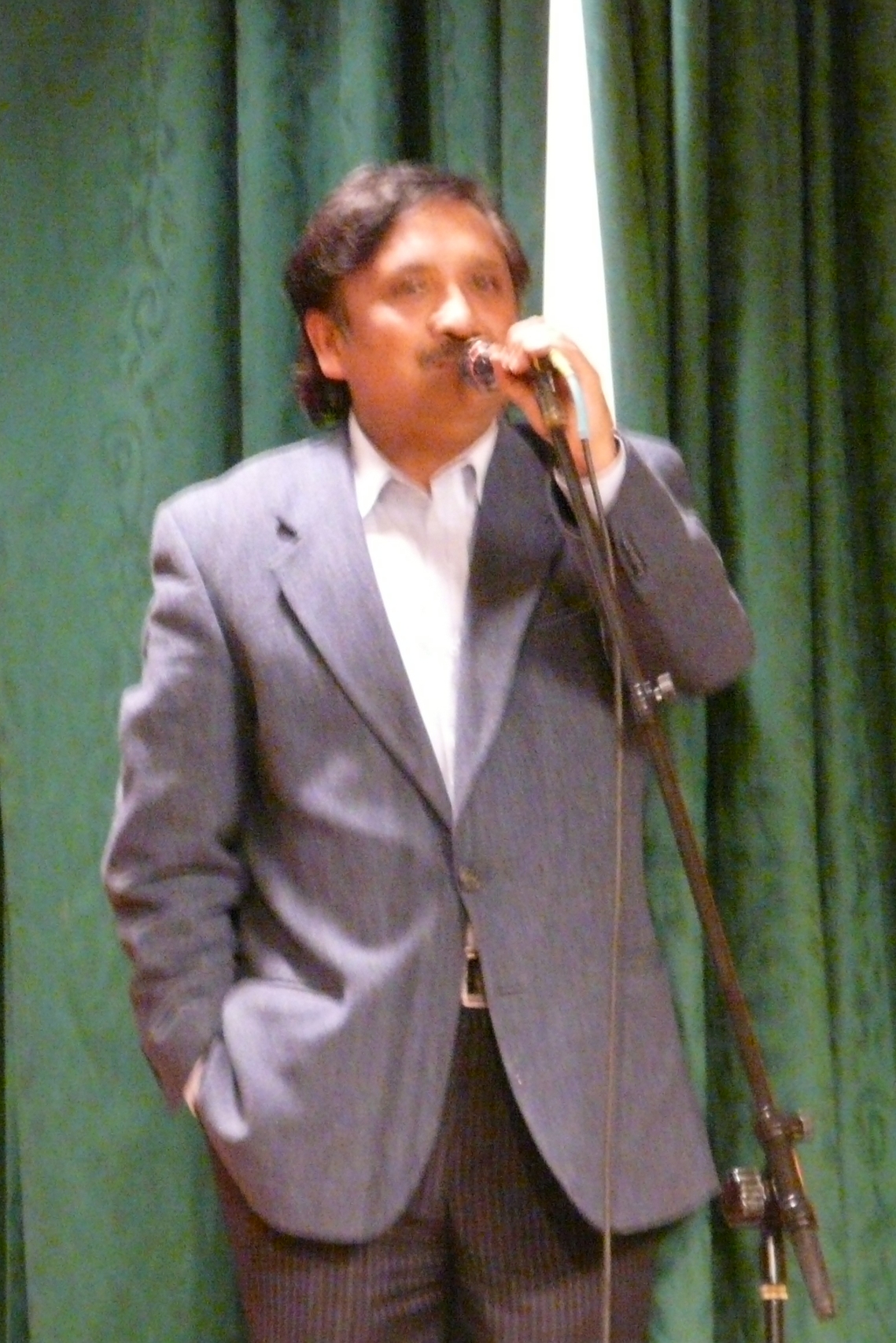 President UK Hindi Samiti