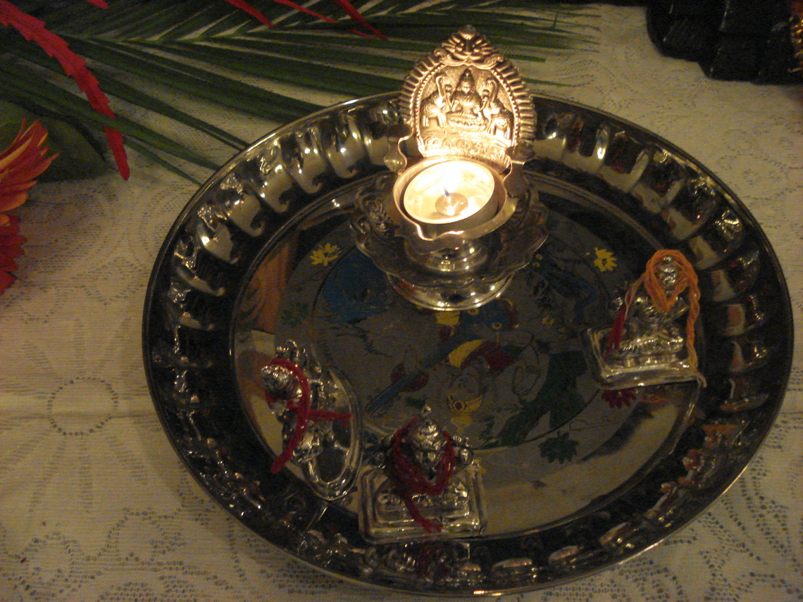 Puja table 3