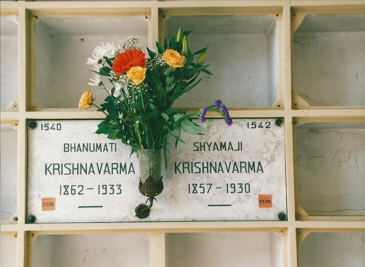 TRANSFER CEREMONY OF URNS[ASTHIS] ON 22/8/2003