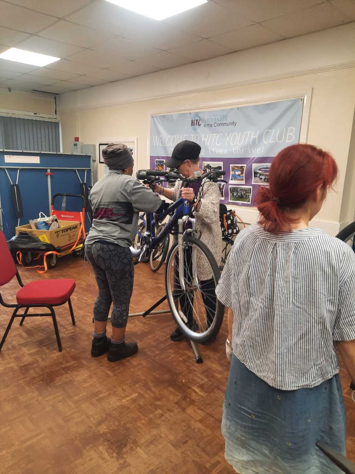 B1 - loading the Bike Stand