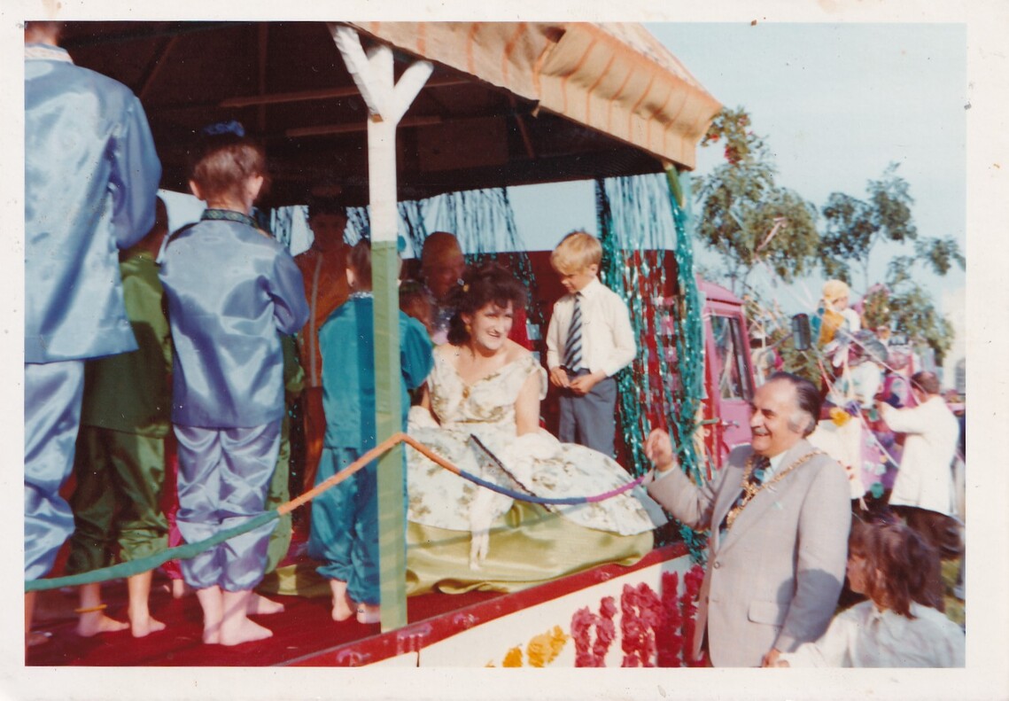 Hunmanby Carnival 1972 or 73 no5