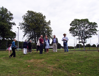 A ridge indicating the Northern 'stand' boundary, about Â¼ mile from the start-gates.