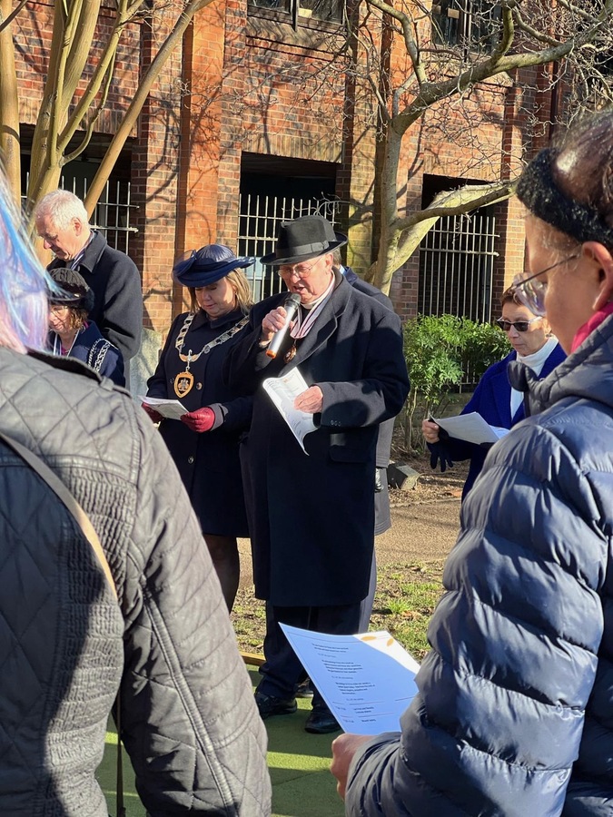 5a921ab6-9ddb-4e5c-b20e-6b355142a569