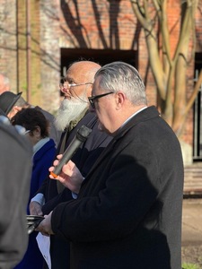 cb5895a3-9fbd-4e9b-a436-f2d1cdeef0bd