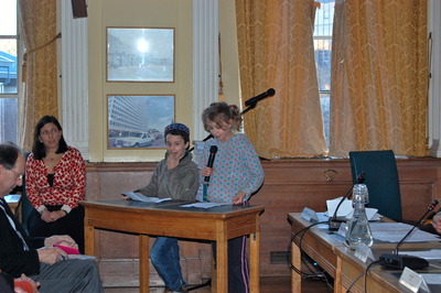 Kingston Synagogue children speak