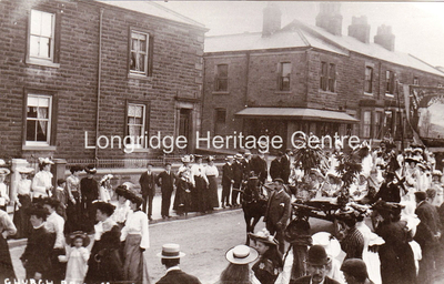 102A - Berry Lane - Chuch procession at the end of Mersey Street - Unknown