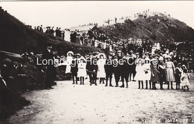 119B - Tootle Height Park - A group of people - Unknown