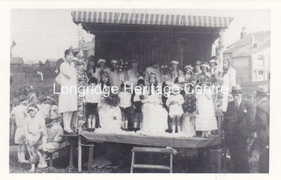 140C - Recreation Ground - A Church Rose Queen crowning - Unknown