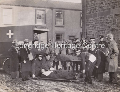158 - Civil Defence Personnel - A combined services first aid exercise - 1940
