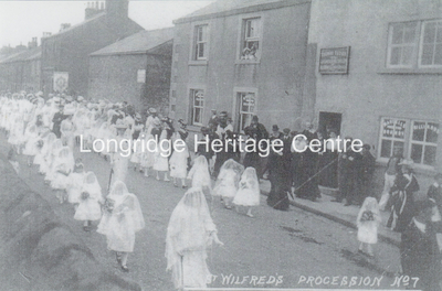 309A - High Street (Higher Road) - Church procession  - Unknown