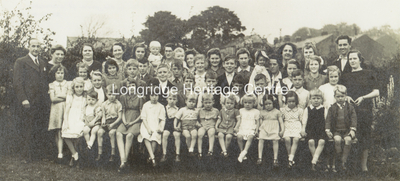 310 - Kestor Lane - Childrens VJ celebration party - 1946